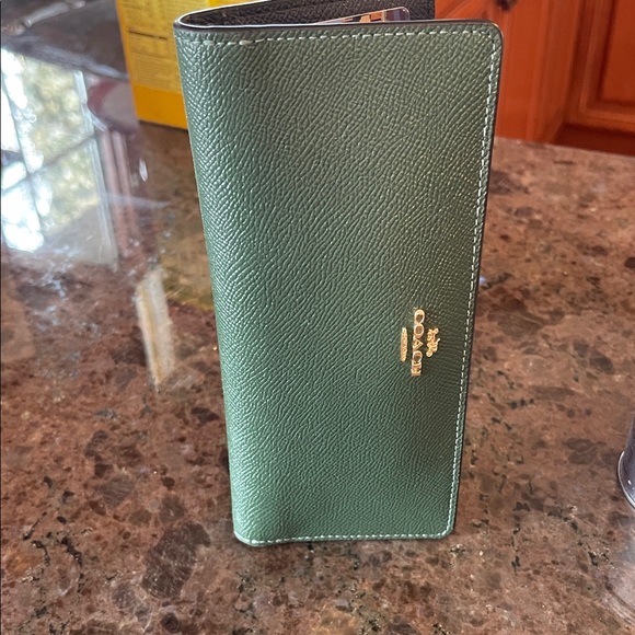 Coach Textured Green Leather Wallet - Picture 3 of 3